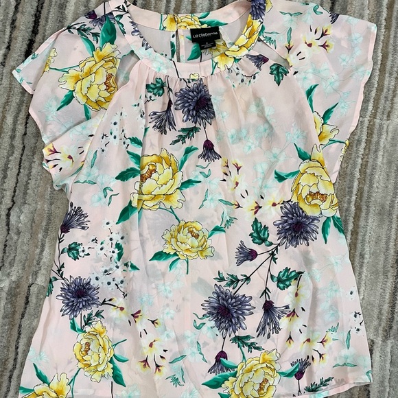 NWOT - Liz Claiborne flutter sleeve floral blouse - Size Small - Picture 2 of 7